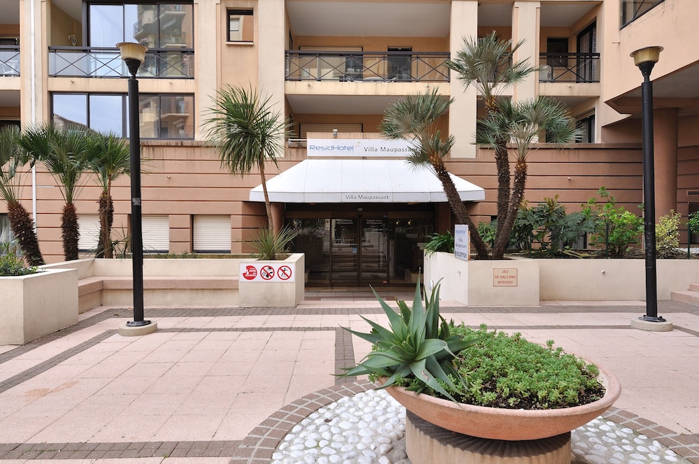 RESIDHOTEL VILLA MAUPASSANT 9/34