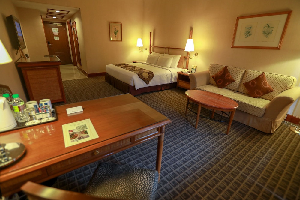 Bangi Resort Hotel 51/71