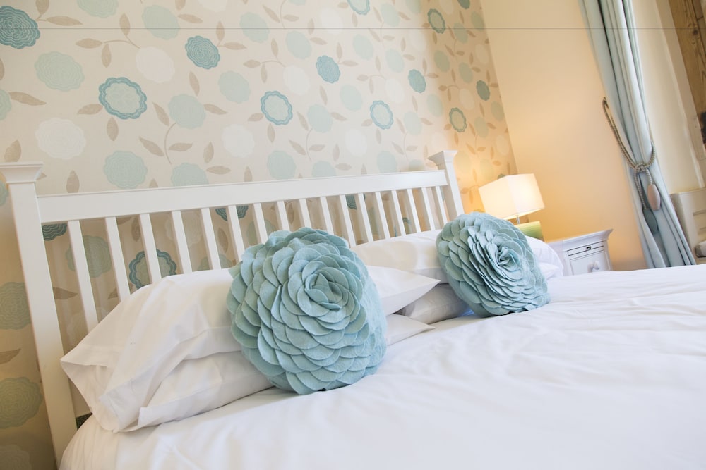 Red Lion - B&amp;B 10/39