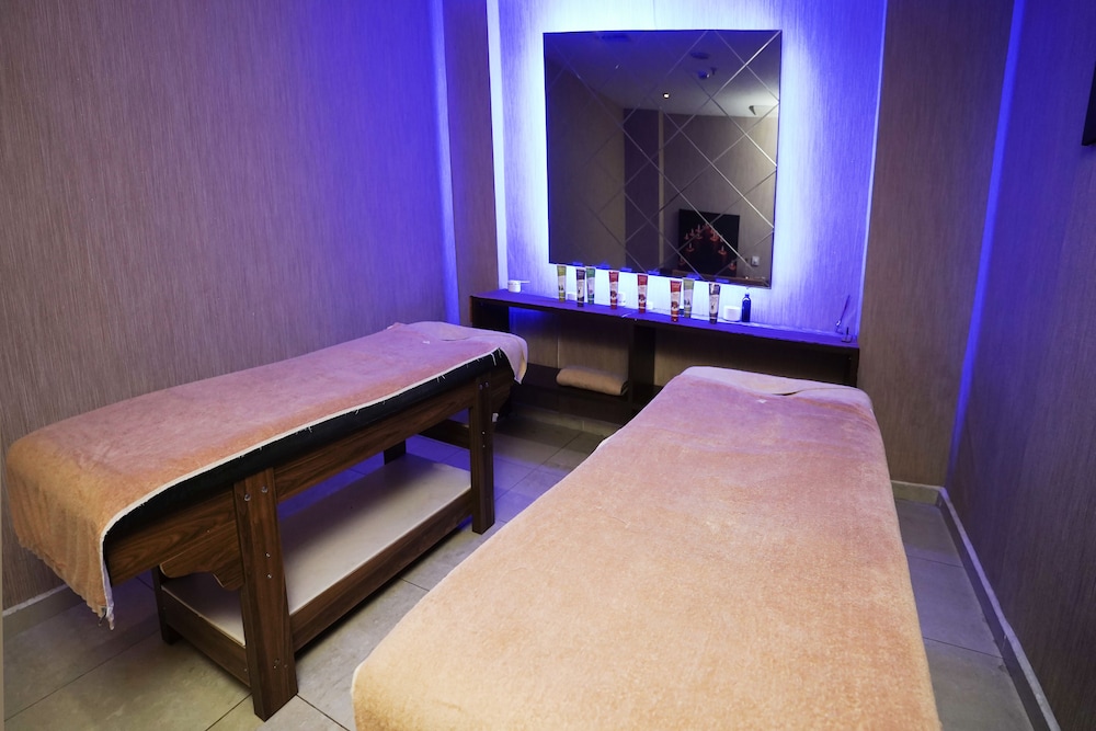 Atro Hotel 28/44