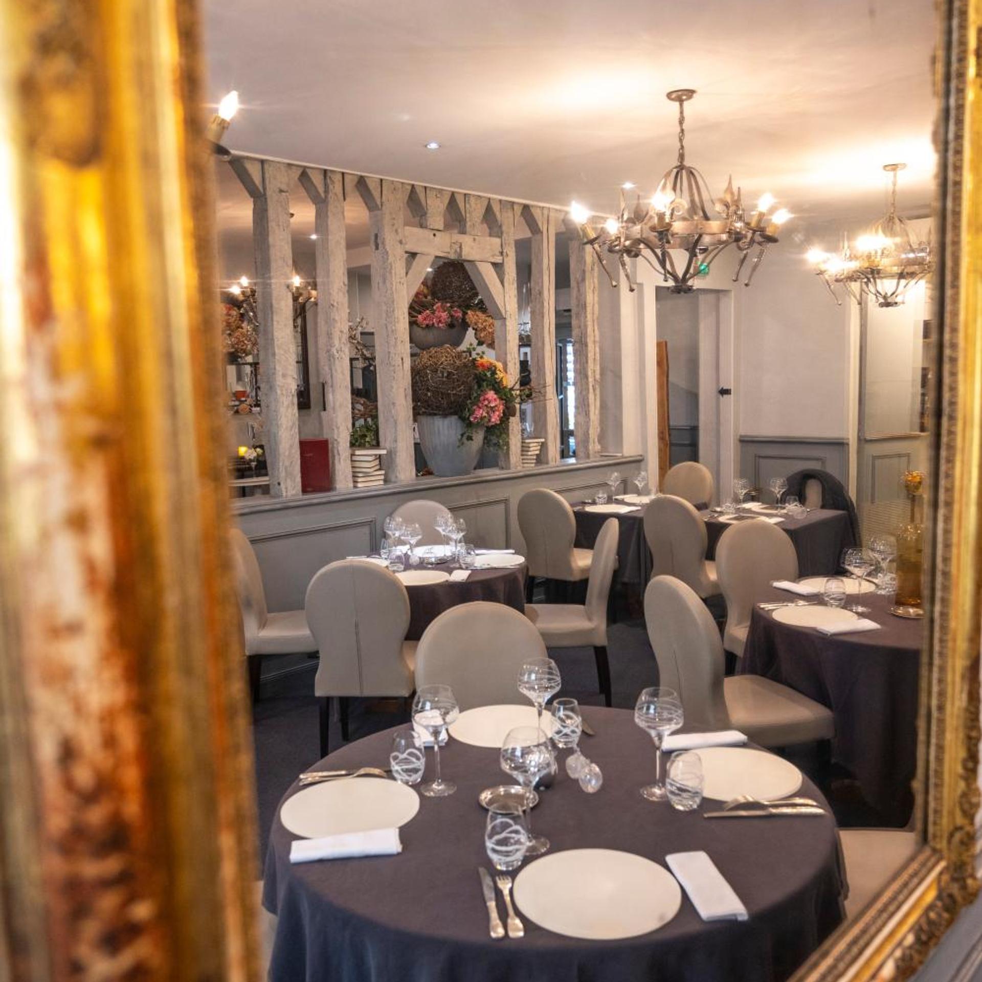 HOTEL LES 3 ROIS 34/50