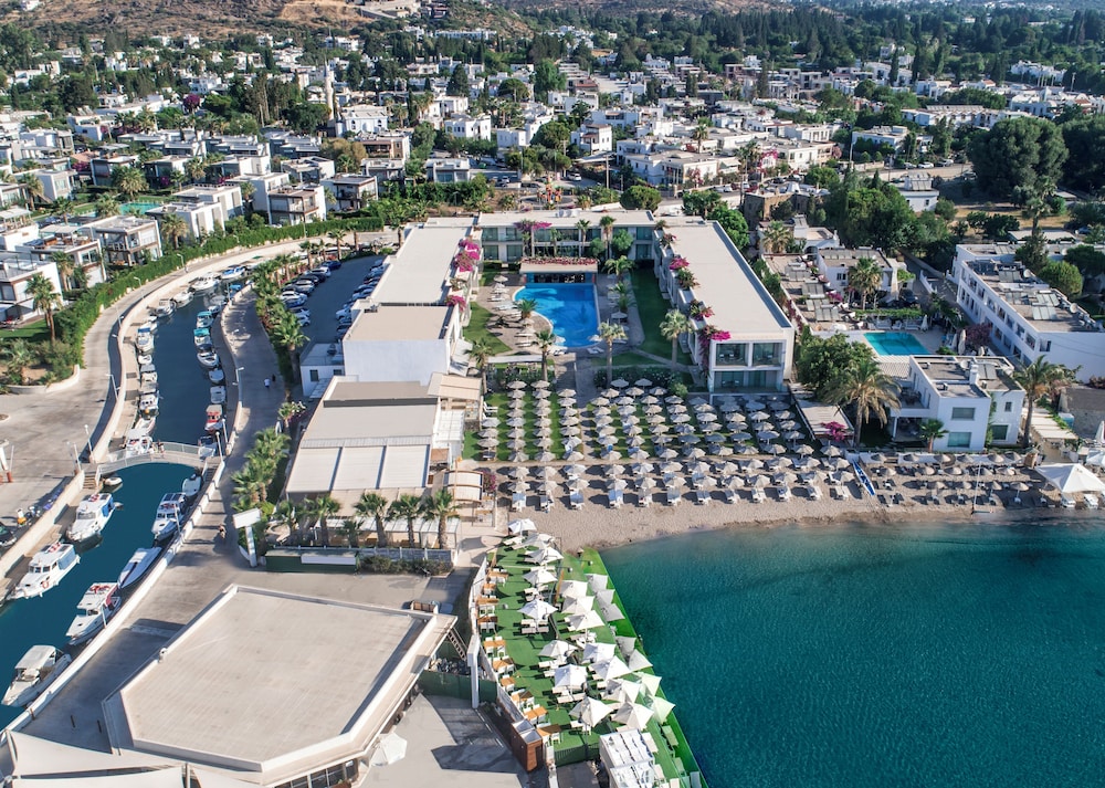 Lugga Boutique Hotel and Beach 31/43