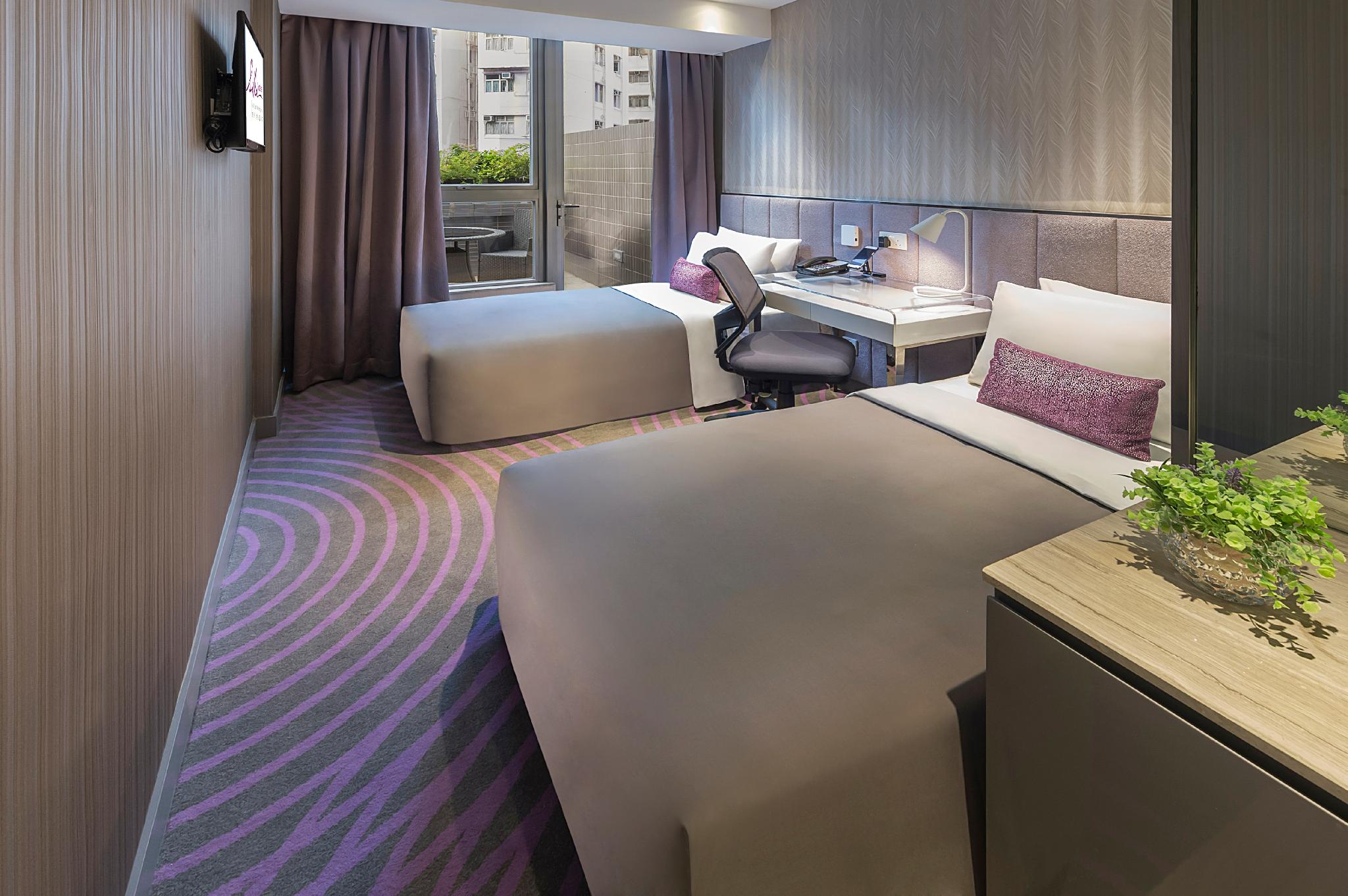 Deluxe Twin with Balcony