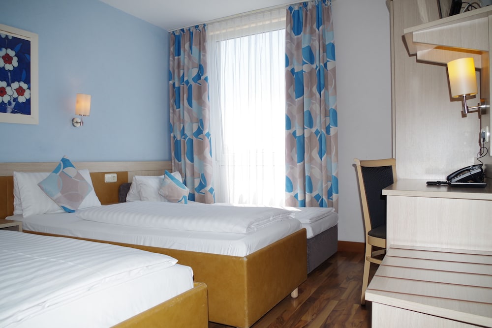 Imperial Hotel Munich 9/23