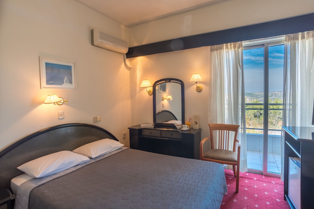 Philippion Hotel 30/45