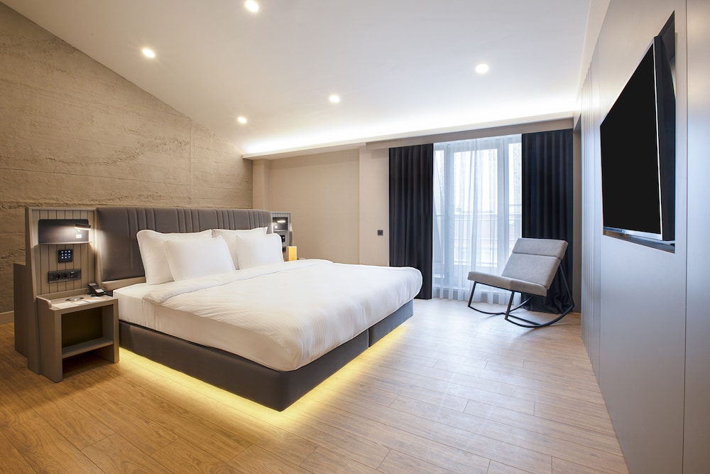Smart by Dedeman Eskisehir 10/50