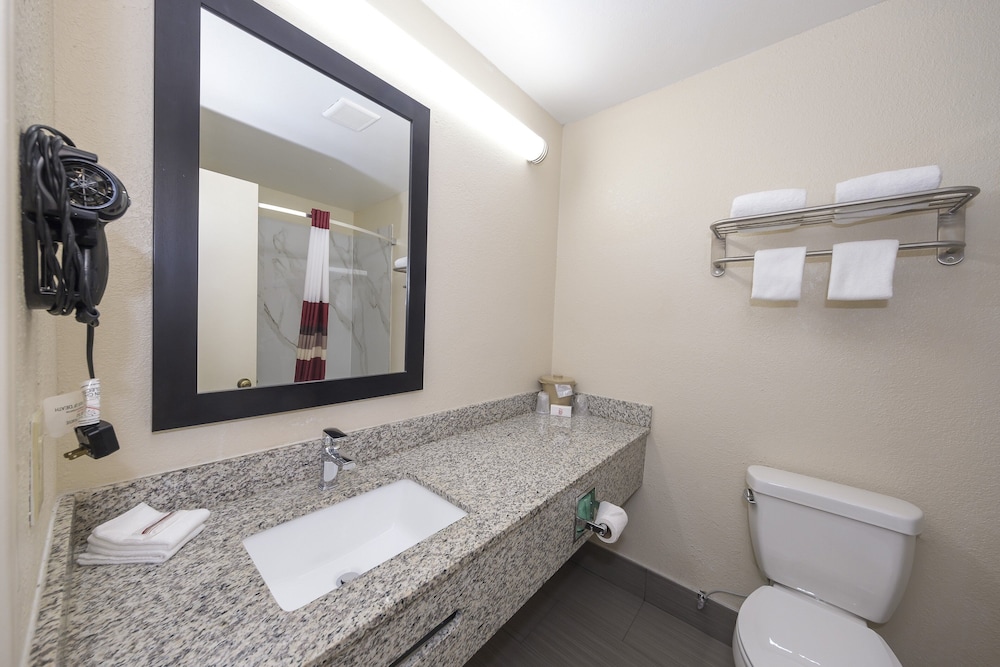 Red Roof Inn Hillsville 10/53
