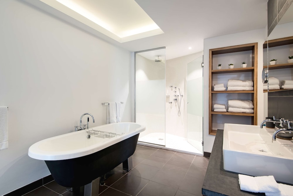 Radisson Blu Birmingham 45/45