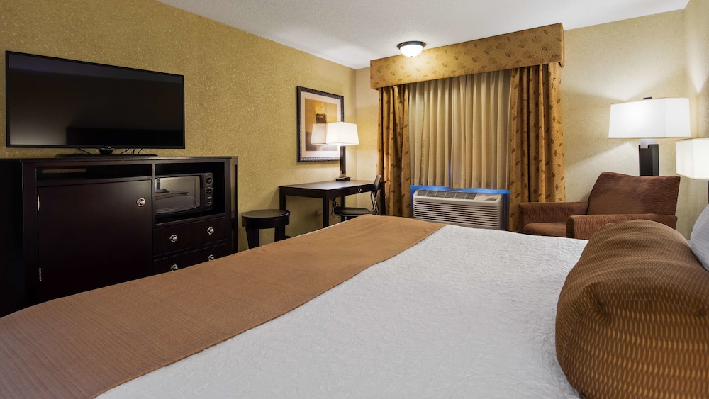 Lloyd Hotel Astoria Bayfront, Ascend Hotel Collection, OR 10/43