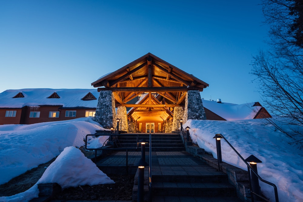 TALKEETNA ALASKAN LODGE 5/36