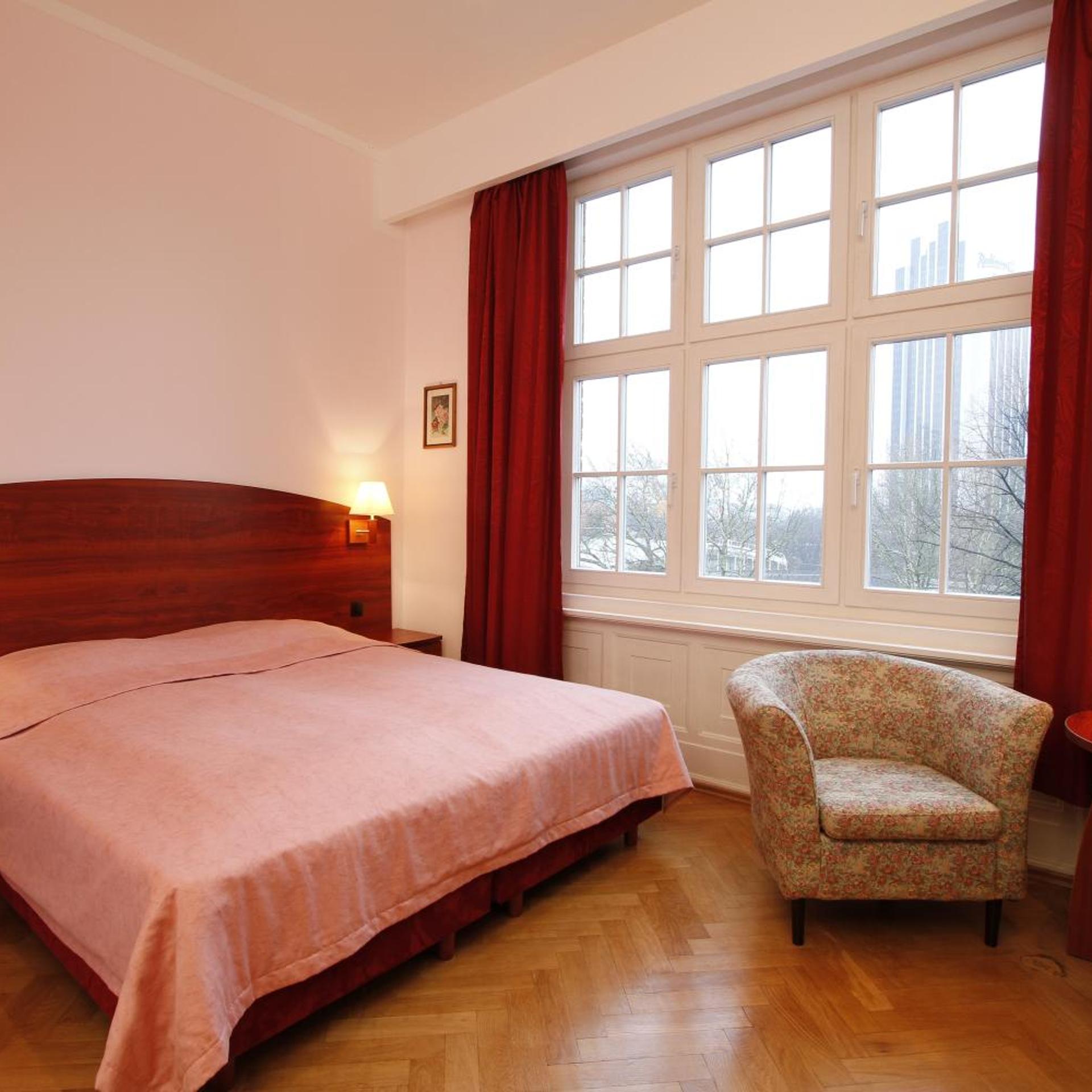 Hotel Preuss im Dammtorpalais 4/17