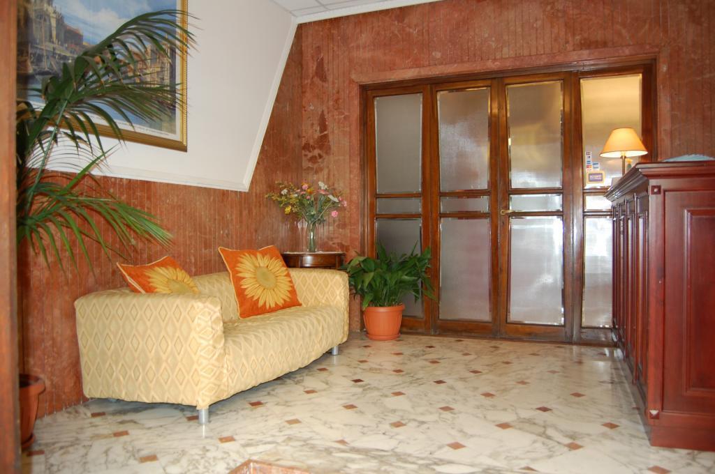 Lobby at Astor, FLORENCE