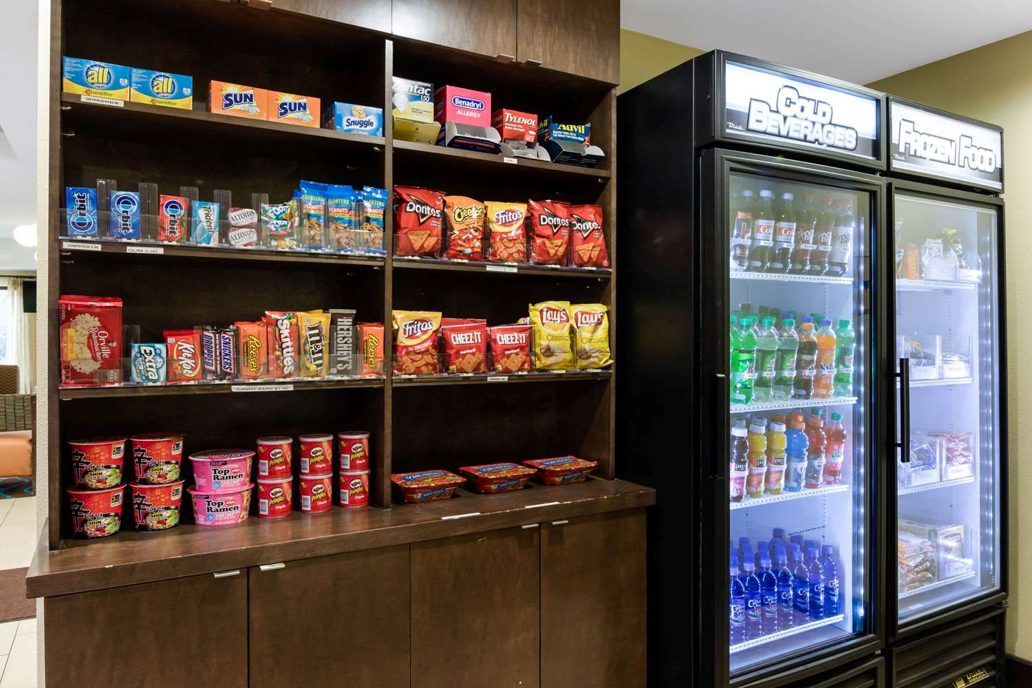 La Quinta Inn and Suites by Wyndham LaGrange / I-85 10/26
