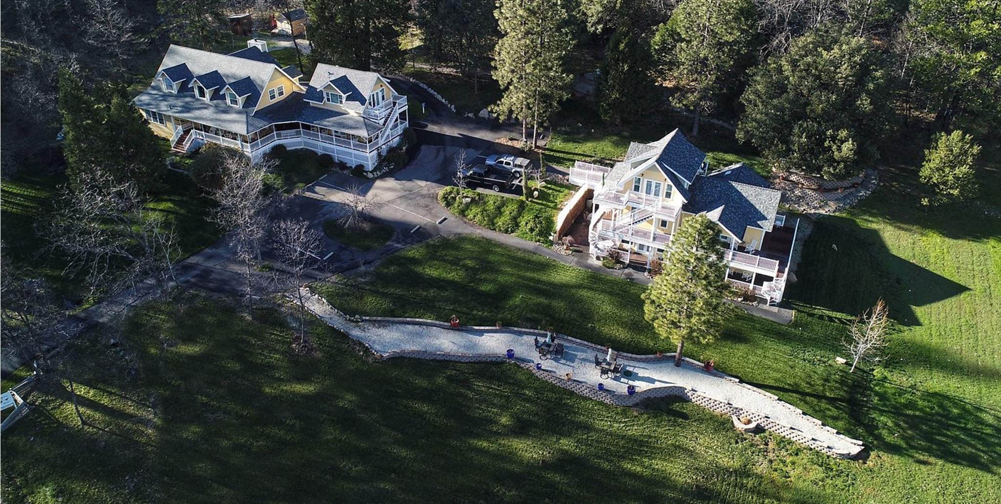 Blackberry Inn Yosemite 30/32