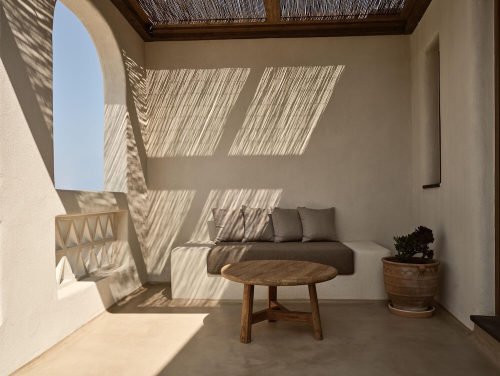 Omeon Mykonos 45/62