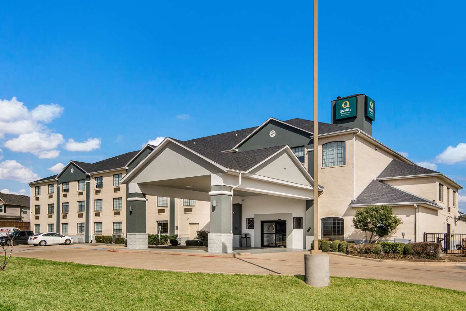 Quality Inn & Suites Fort Worth - Fossil Creek 12/13