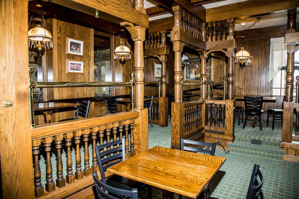 Baymont By Wyndham Fargo 30/50