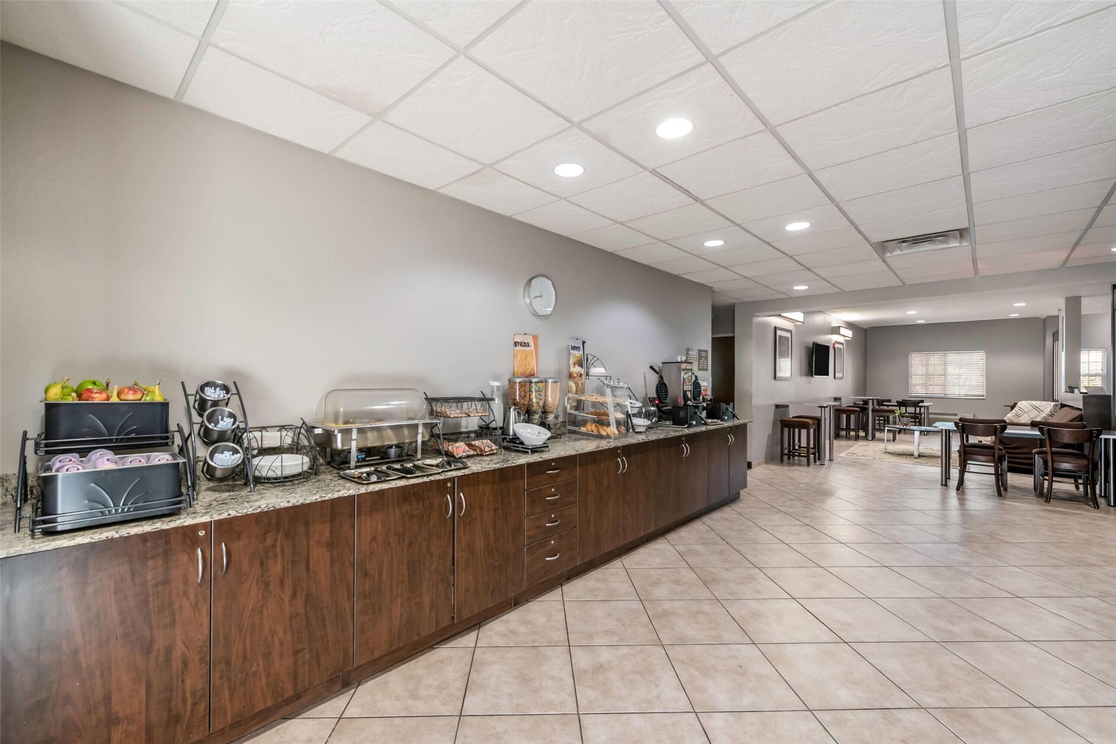 Microtel Inn and Suites By Wyndham Pearl River /Slidell 9/19