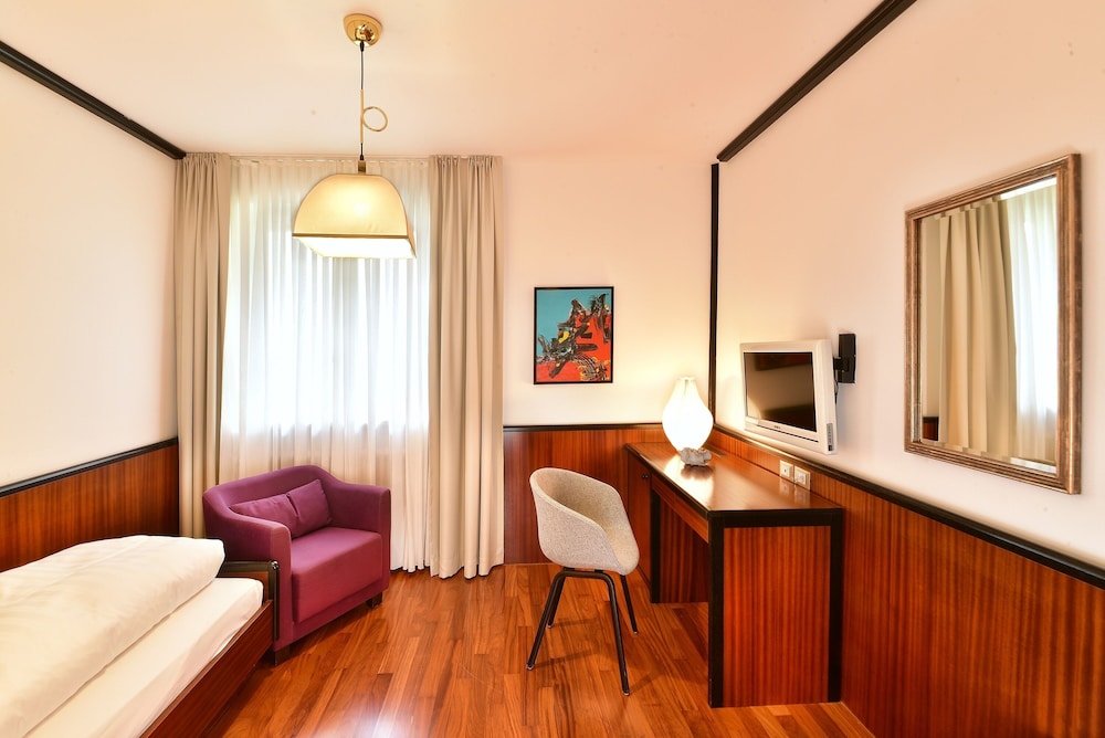 Hotel Juliane 35/56