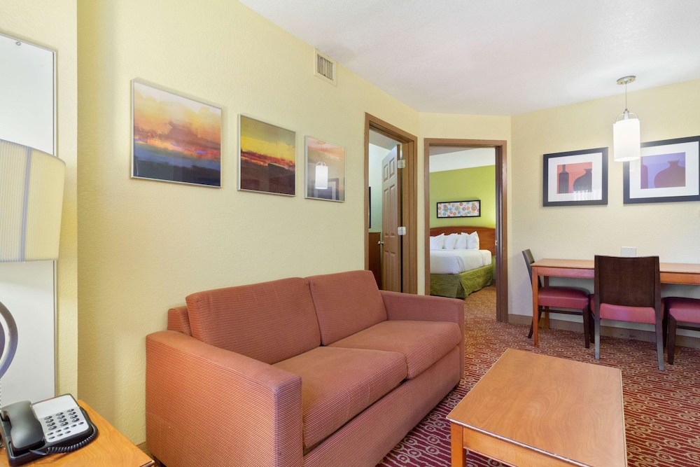 Towneplace Suites By Marriott Virginia Beach 33/55