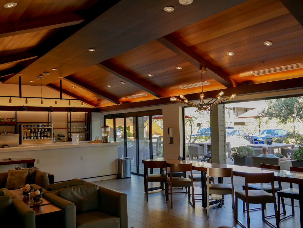 The Nest Palo Alto 41/48