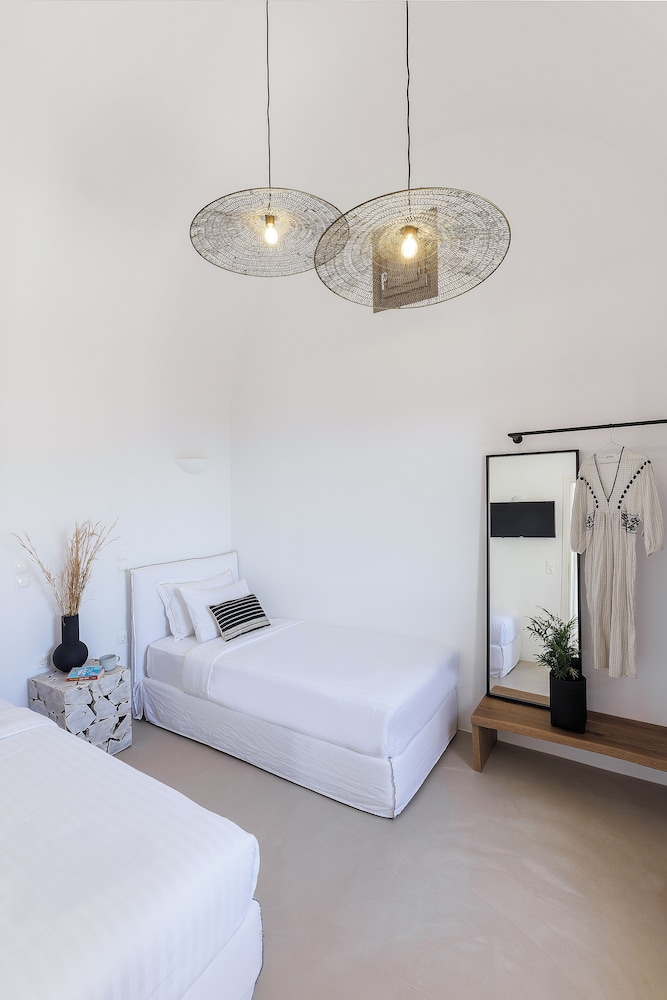 Eolia Luxury Villas 8/50