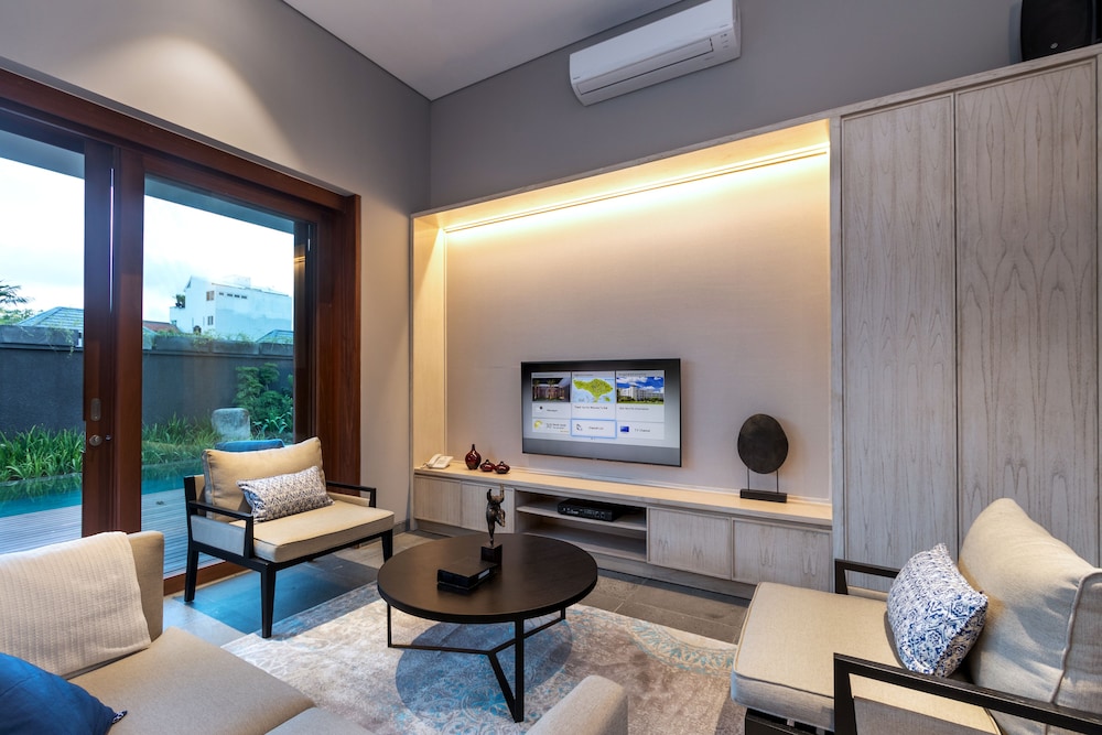 Amarin Seminyak 38/45