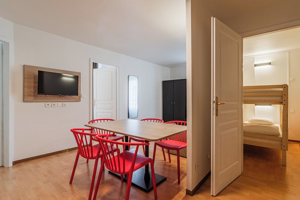 RESIDHOTEL MULHOUSE CENTRE 38/60