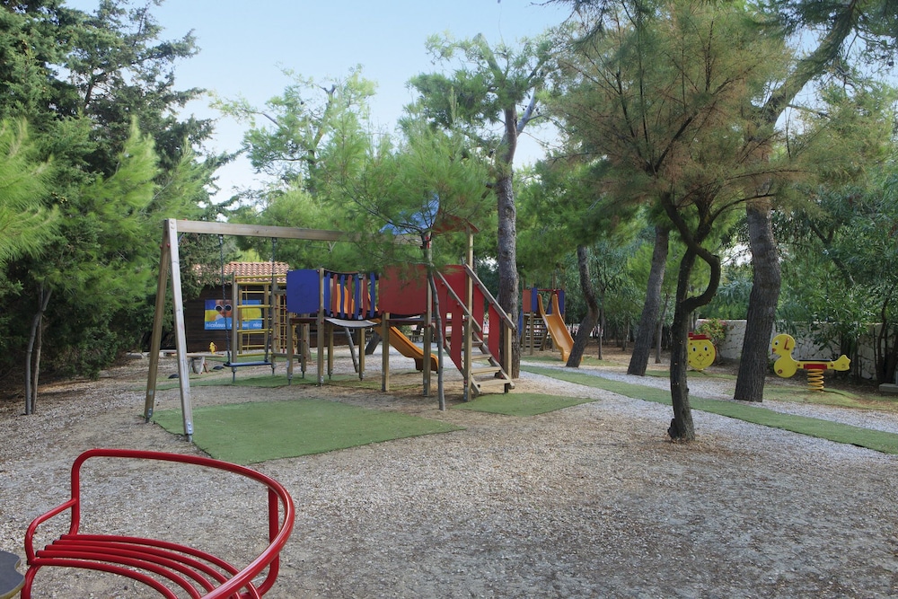 Nicolaus Club Meditur Village 37/50