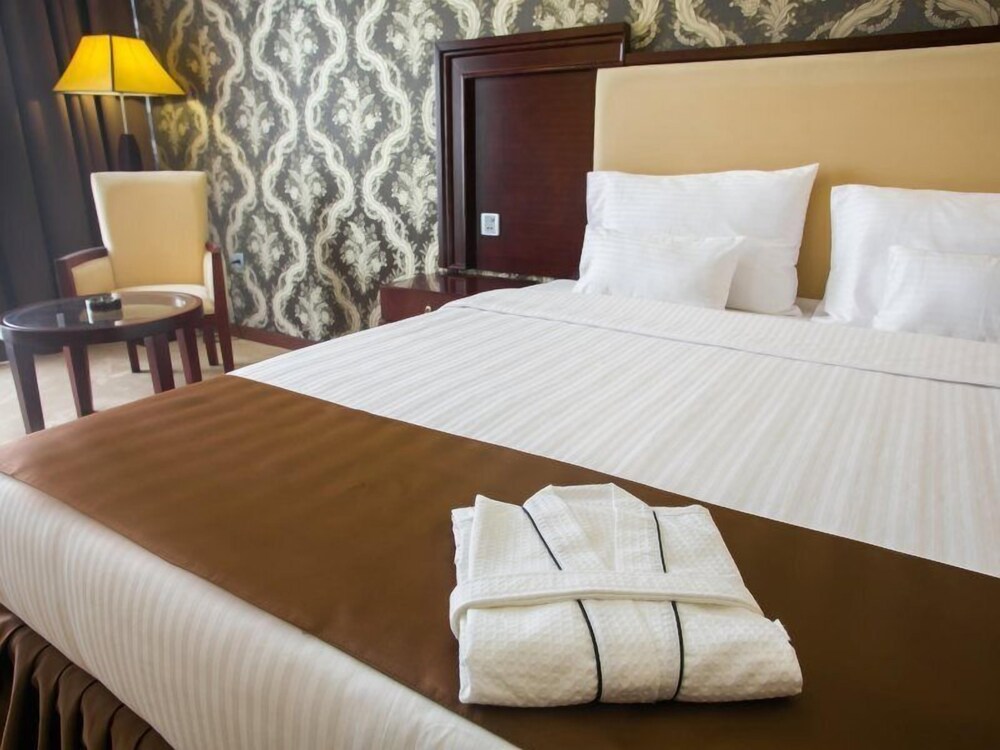 Emerald Hotel Baku 33/58