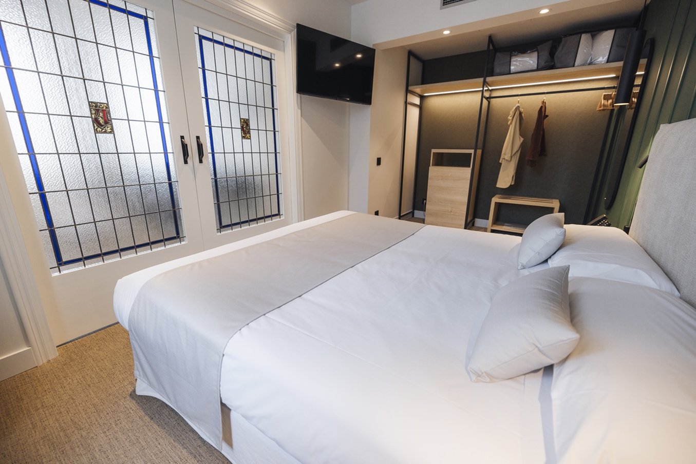 Hotel Mondragon 11/50
