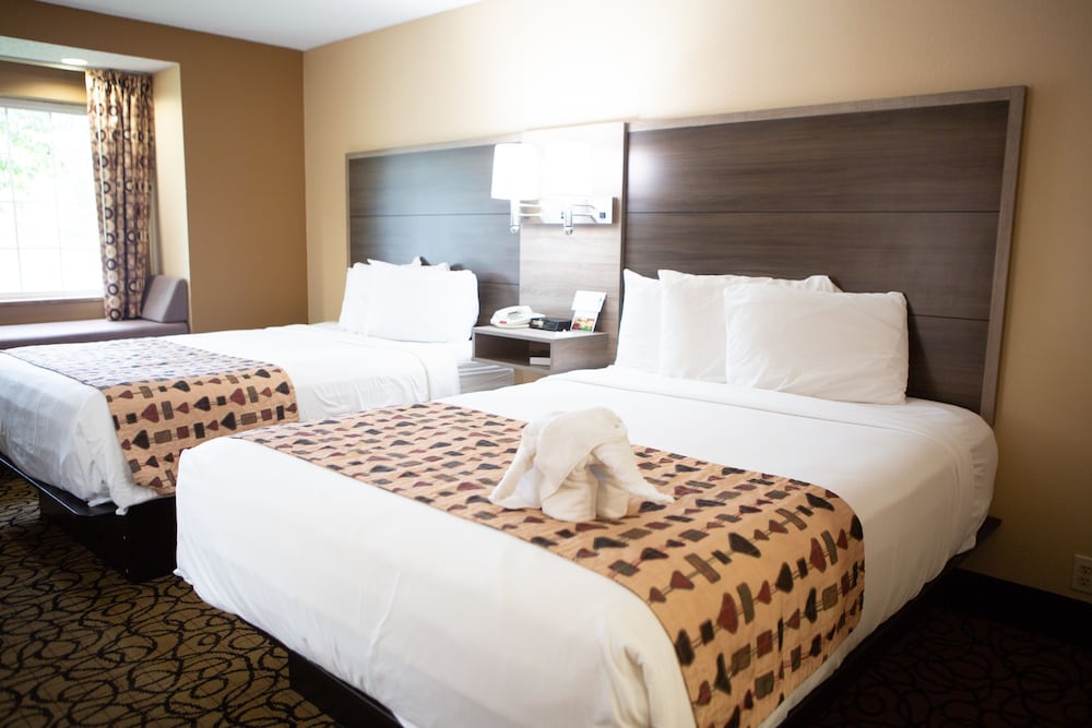 Guest Inn Pigeon Forge 16/48