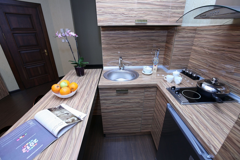 Darhan Boutique Hotel 64/69