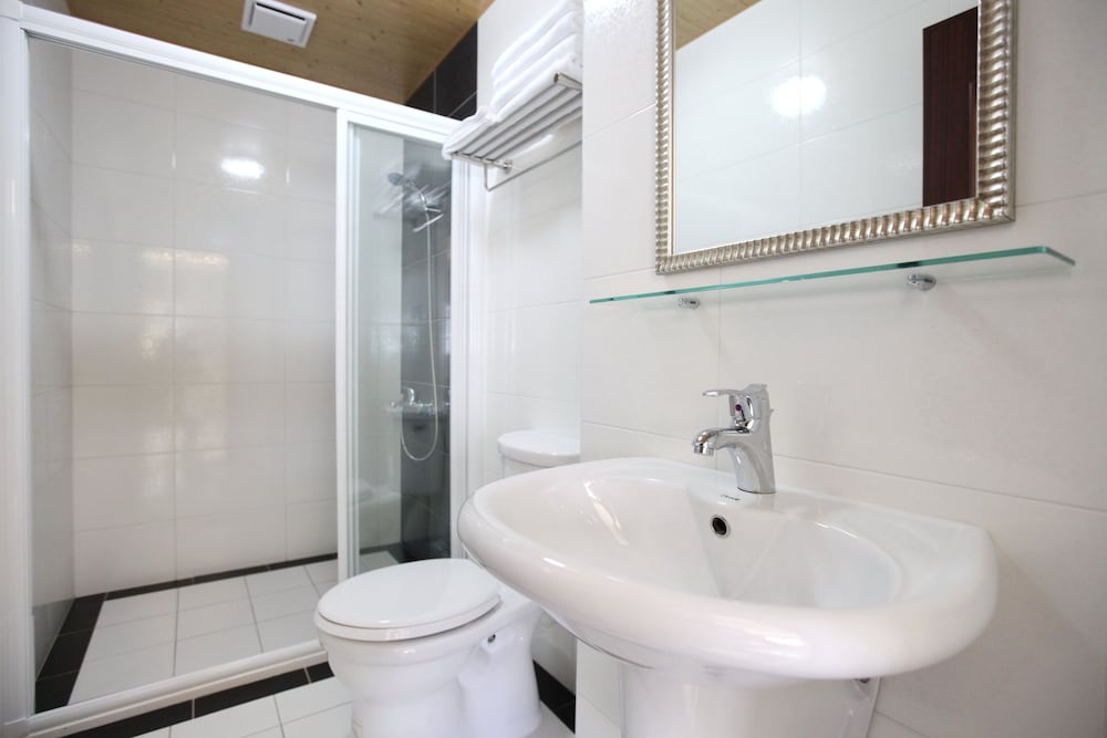 Anping 72 Hostel 60/62