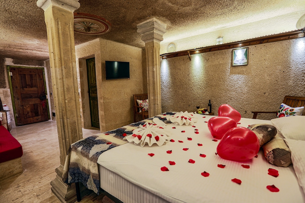 Casia Cave Suites 16/50