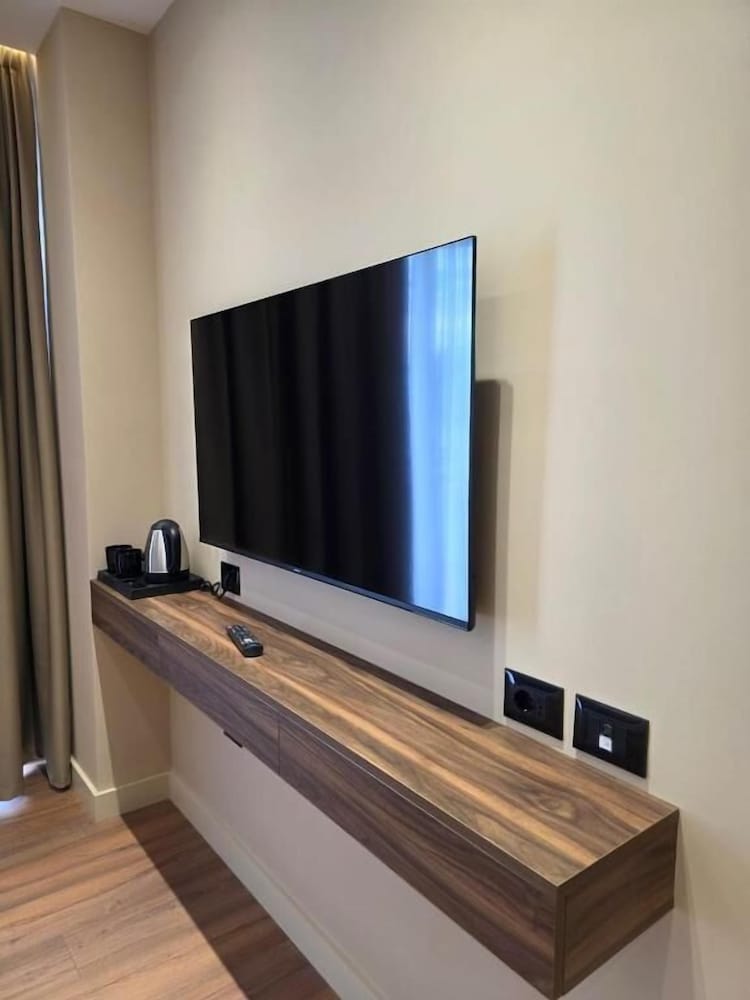 Haris Hotel Vlore 4/50