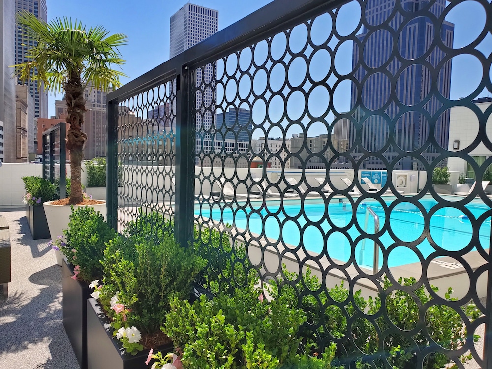 Holiday Inn New Orleans - Downtown Superdome 10/61