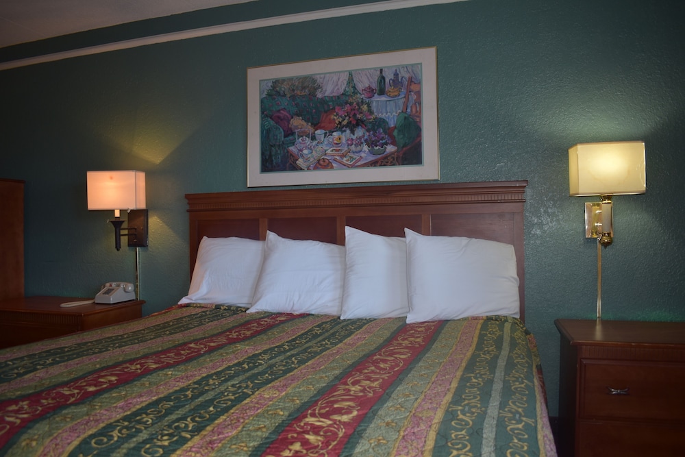 Bhagat Hotels Stone Mountain Atlanta BW Signature Collection 14/35