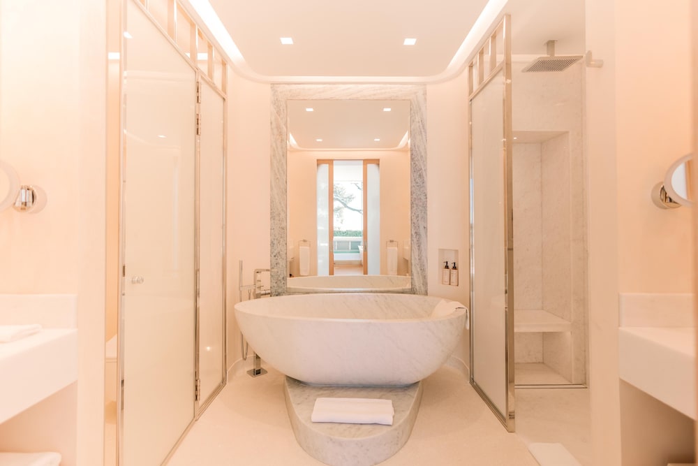 The Maybourne Riviera 50/50