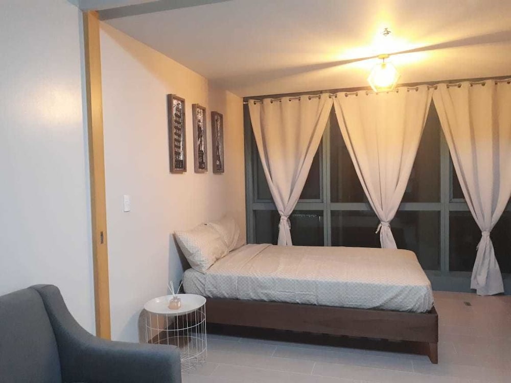 One Uptown Residence Bgc 39/50