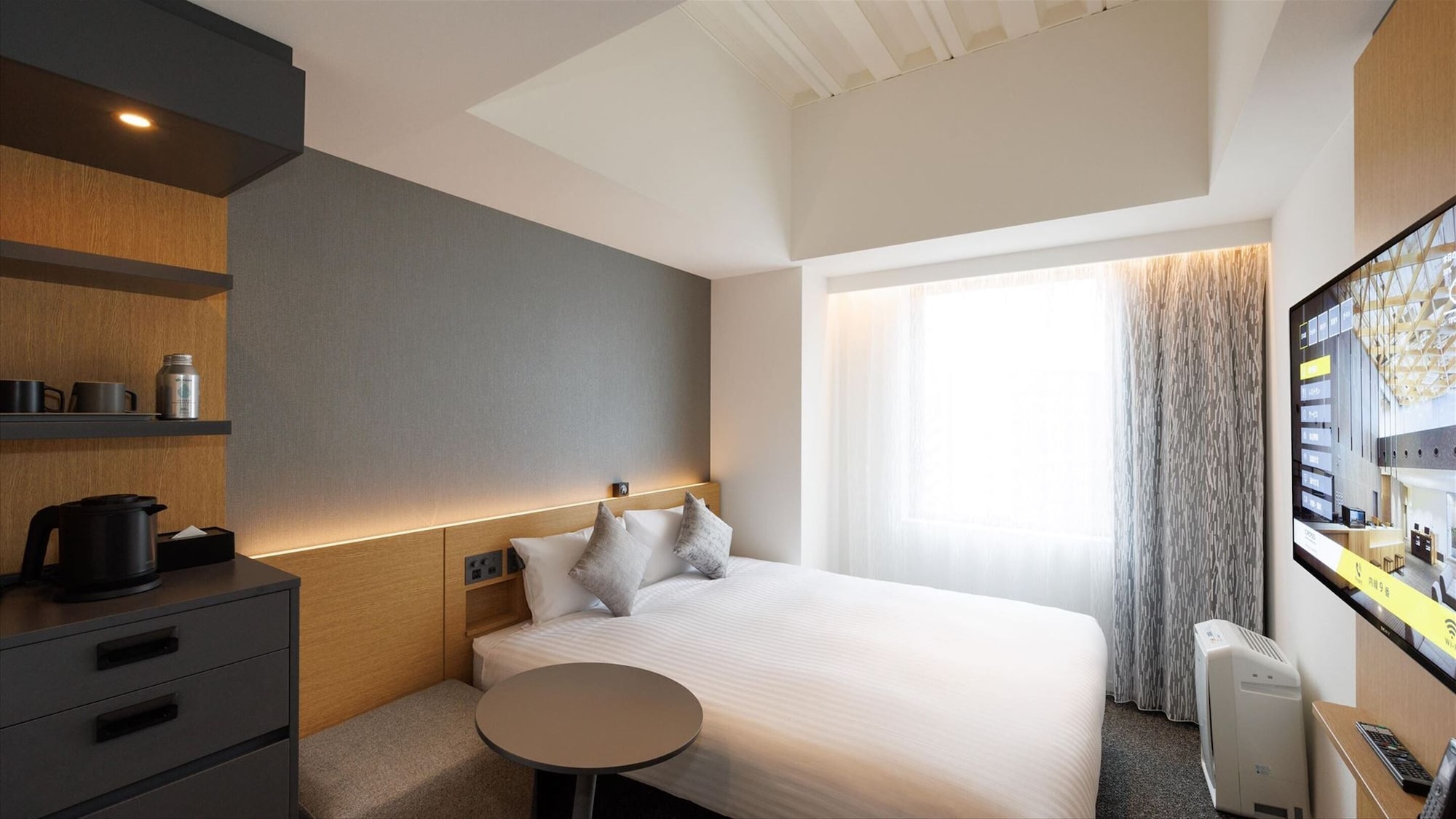 COMFORT, TWIN BEDS