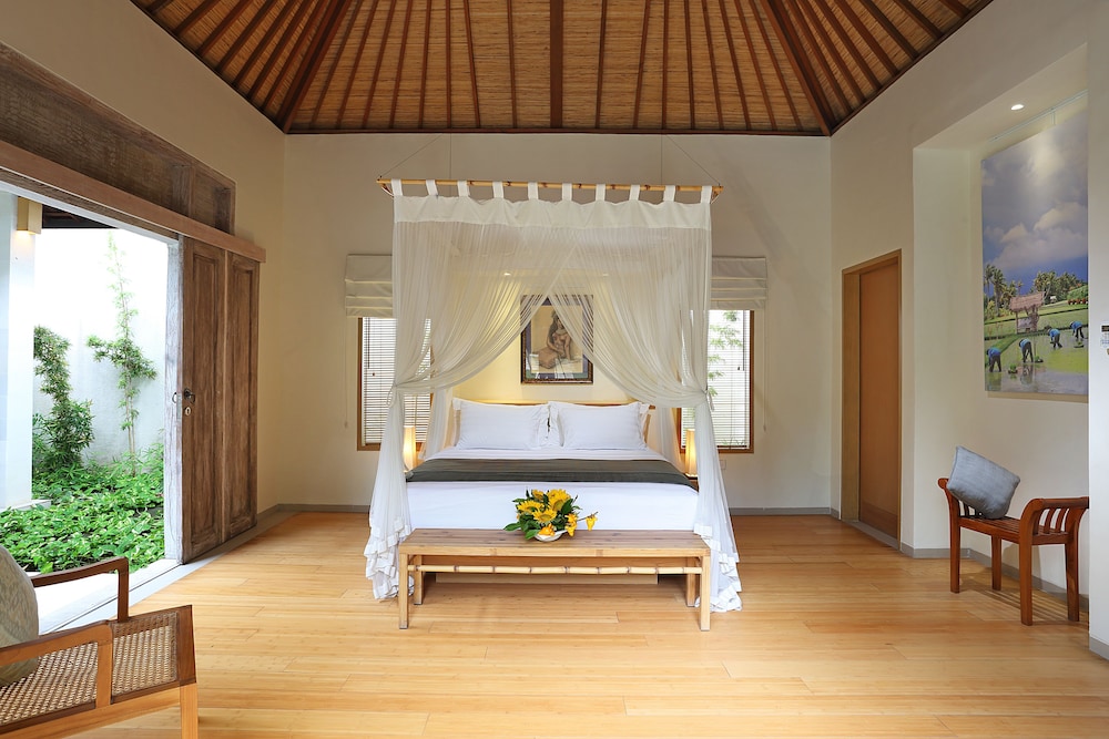 Villa Bali Asri Batubelig 20/50