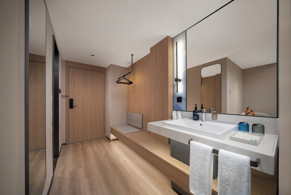 Holiday Inn Express Qingdao Downtown by IHG، تشينغداو 48/50