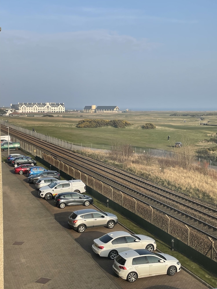 19Th Hole Hotel 62/71