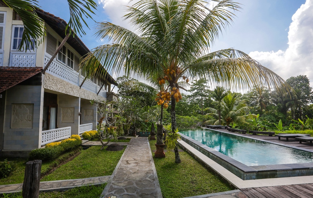 Ubud Sari Health Resort 81/84