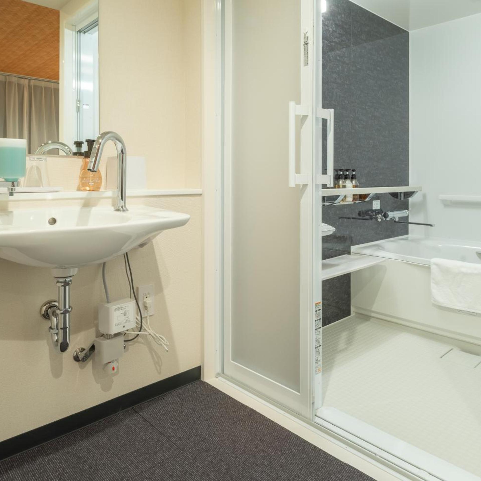 Tosei Hotel COCONE Kamata 44/50