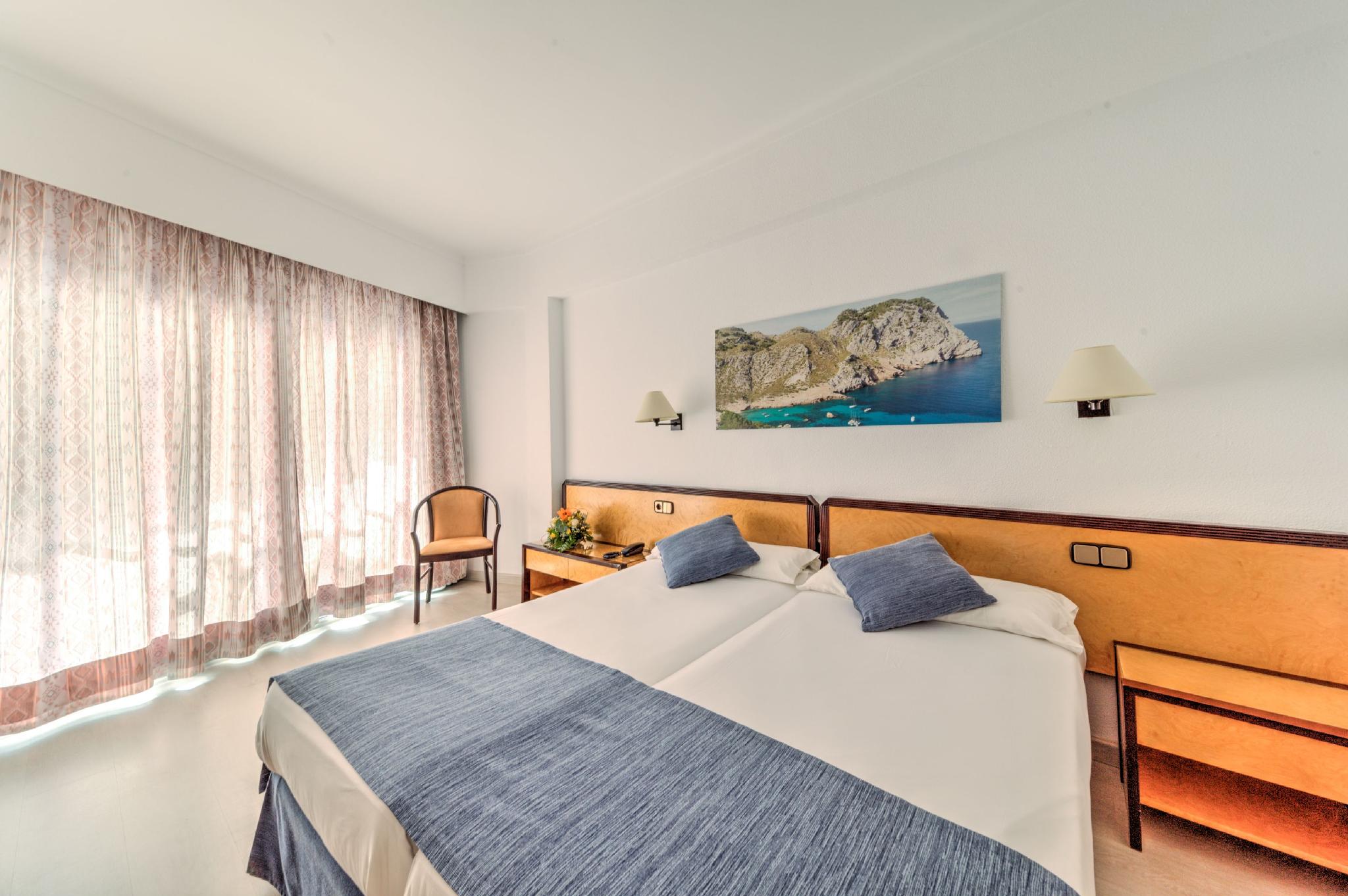 Room, Double Bed, Partial Sea View, Balcony