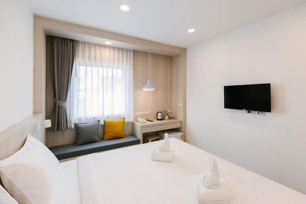Nappiness Hotel 14/50