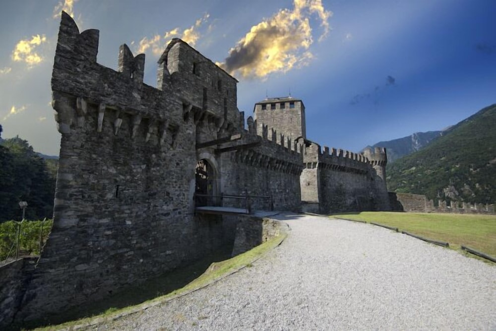 BELLINZONA SUD SWISS QUALITY HOTEL 62/66