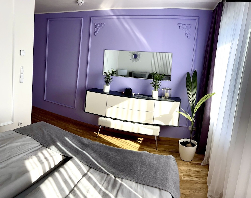 Leon Suite Apartments 2/50